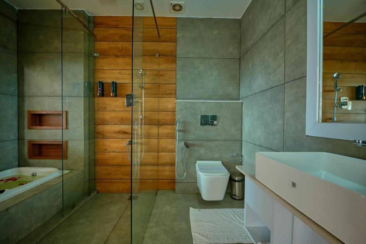 The Planet Munnar Hotel Suryanelli Ngoại thất bức ảnh