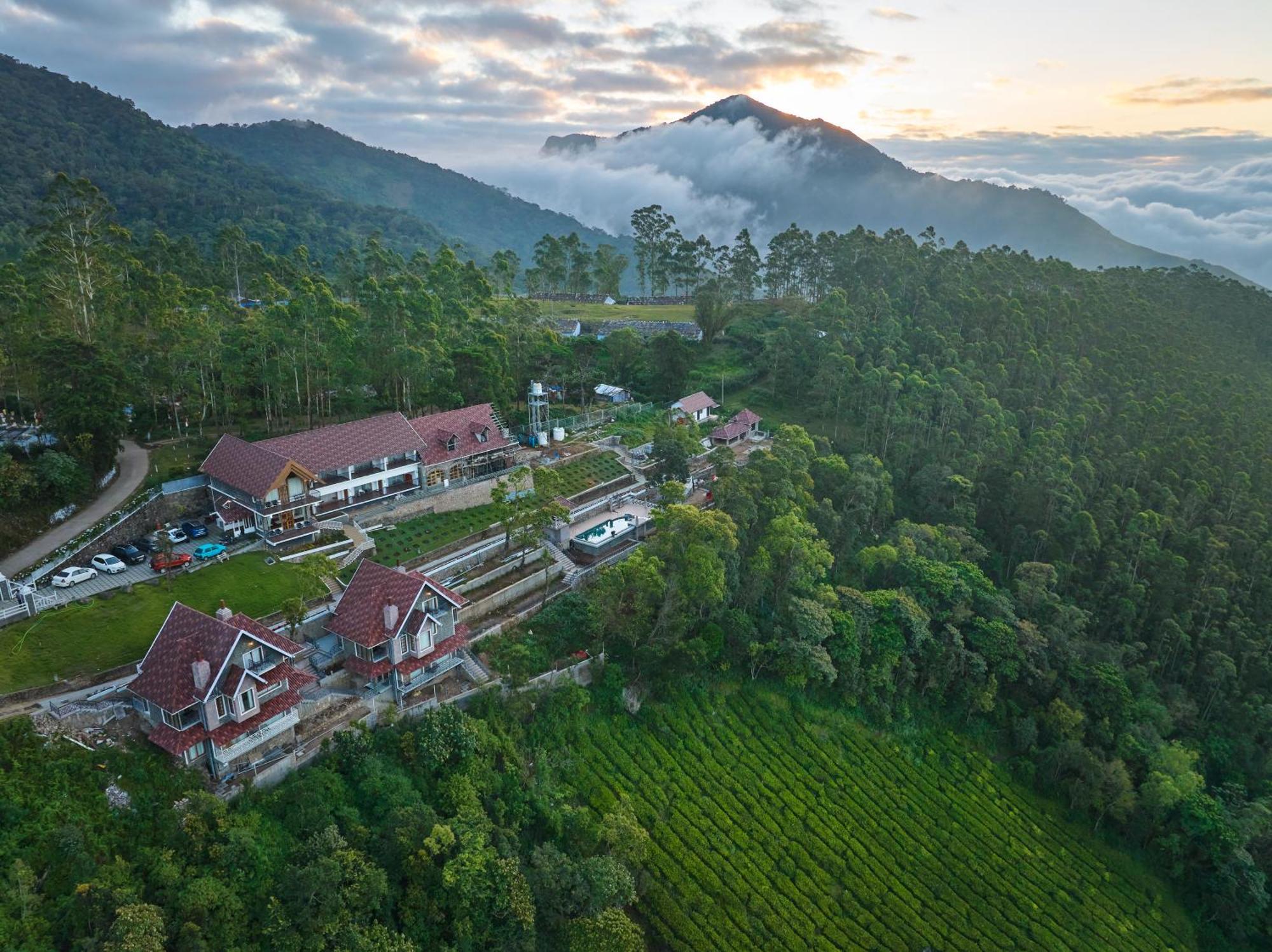 The Planet Munnar Hotel Suryanelli Ngoại thất bức ảnh